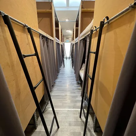 The Old Factory Vandrerhjem *